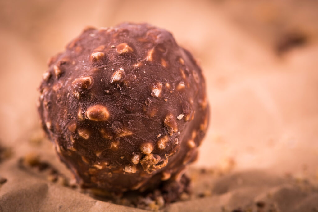 CHOCOLATE PROTEIN BALLS